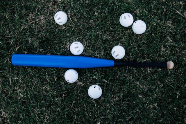 Brennan johnson signe nouveau contrat : actualité sportive